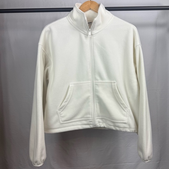 Avia Jackets & Blazers - Women's Off White Fleece cropped Jacket size Large